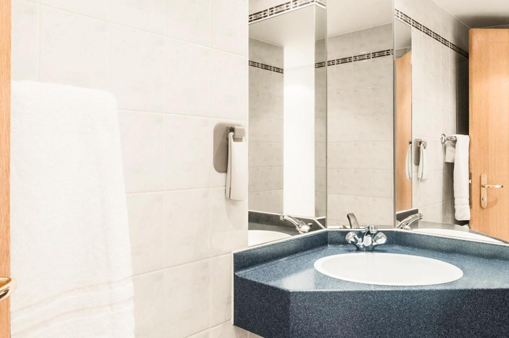 Ibis Rotherham East - Экстерьер фото